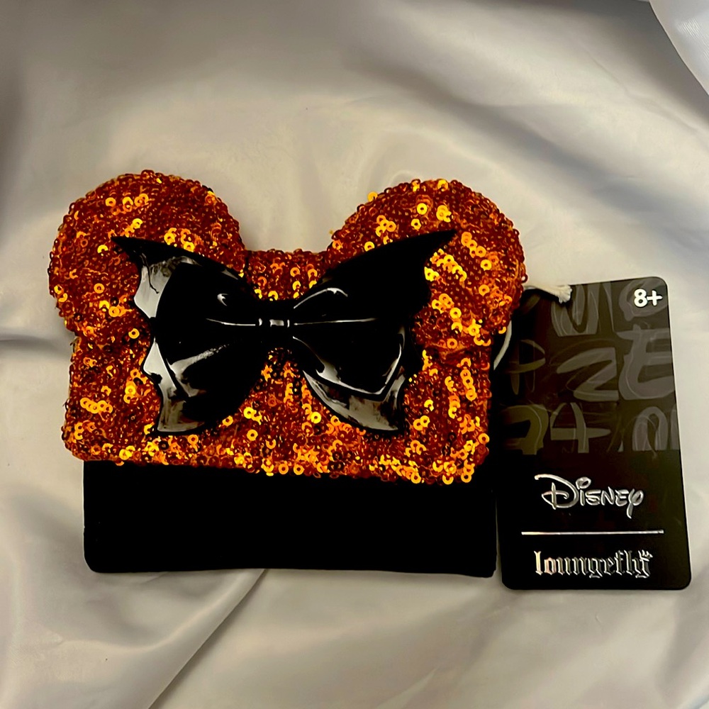 Loungefly Sequin Bat Wallet SOLD OUT NWT
